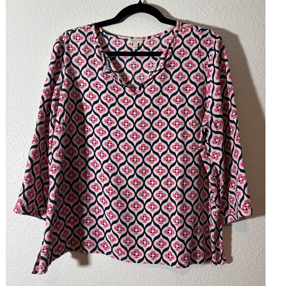Talbots Size L Petite Pink Geometric Print Split-Neck 3/4 Sleeves Top